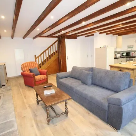 Maison De Caractere Renovee Avec Jardin, Proche Puy Mary Et Activites Nature, Auvergne - Fr-1-742-523 Holiday home Moussages